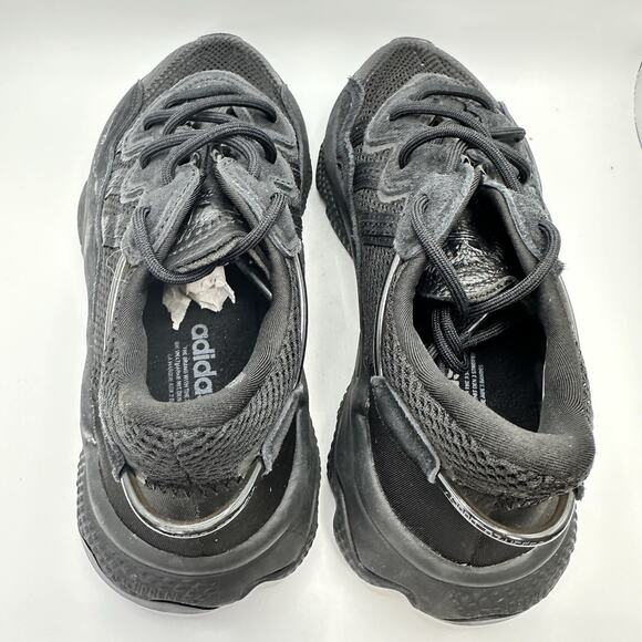 Adidas Ozweego Triple Core Black Youth Sneaker Shoe EE6999 | Size 5 main image 4